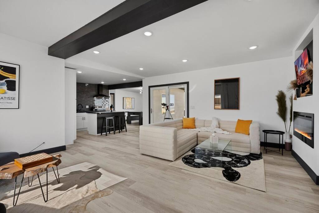 Star Gazers Modern Home On 5 Acres Of Land! Sunfair Heights Exteriör bild