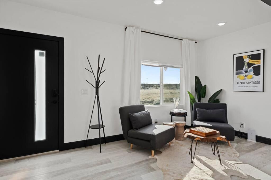 Star Gazers Modern Home On 5 Acres Of Land! Sunfair Heights Exteriör bild
